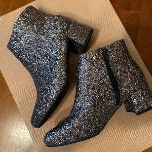 Women’s Silver/Pewter Glitter Boots Size 8